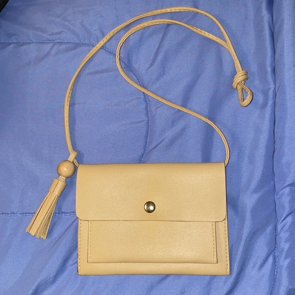 SHEIN Handbags - DONATED Tan Purse